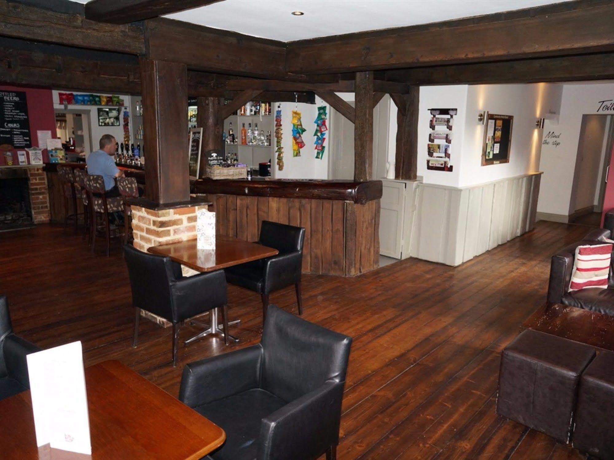 Готель The Dean Ale & Cider House Чічестер Екстер'єр фото